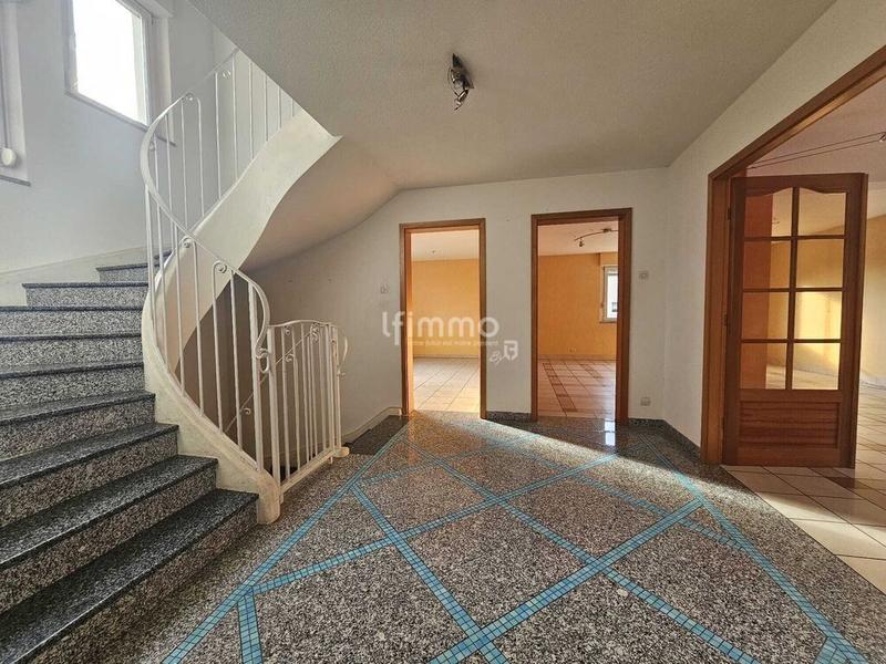 Maison - 140 m² - 7 pièces