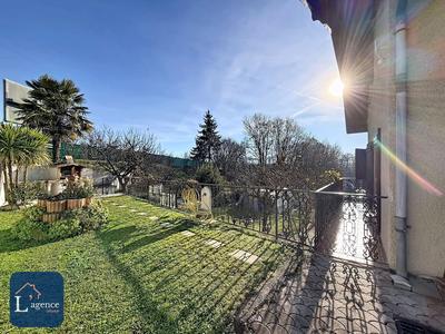 Maison - 284 m² - 7 pièces