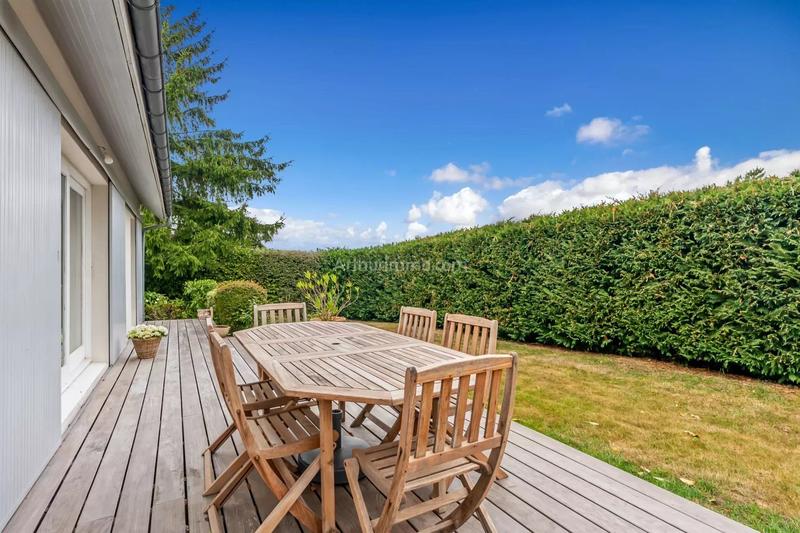 Maison - 181 m² - 8 pièces