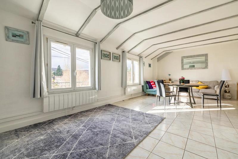 Appartement - 83 m² - 3 pièces