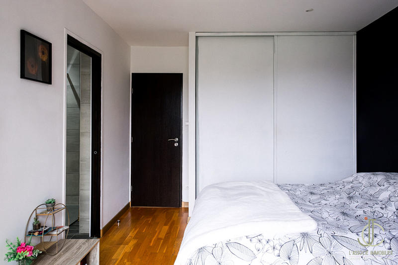 Maison - 174 m² - 6 pièces