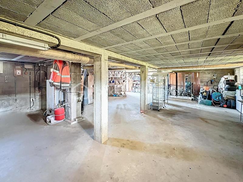 Maison - 156 m² - 9 pièces