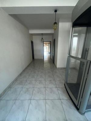 Maison - 237 m² - 7 pièces