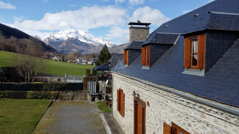 Maison en pierre - 127 m² - 6 pièces