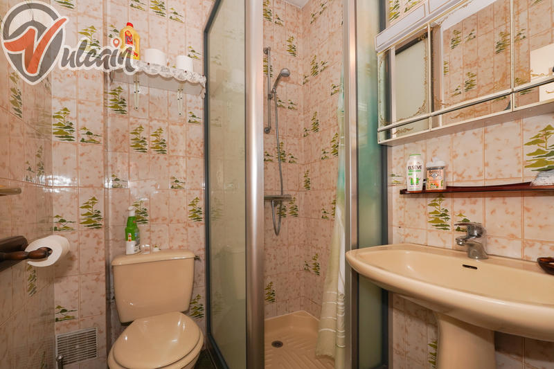 Maison - 196 m² - 8 pièces