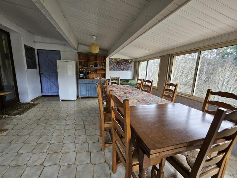 Maison - 222 m² - 9 pièces