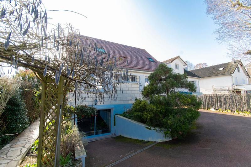 Maison - 82 m² - 5 pièces