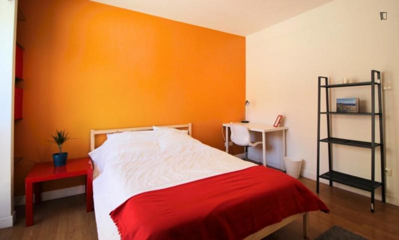 Chambre - 13 m² - 4 pièces