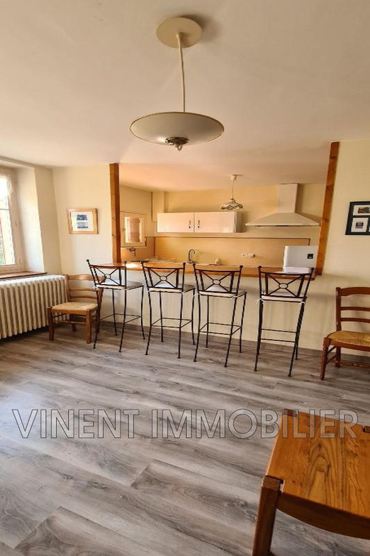 Maison - 215 m² - 7 pièces