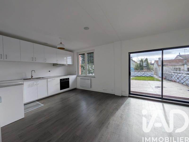 Maison de ville - 97 m² - 5 pièces