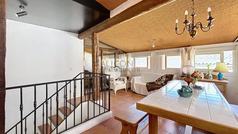 Maison de village - 94 m² - 6 pièces