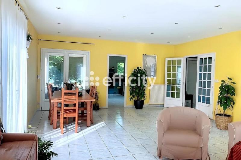 Maison - 144 m² - 6 pièces