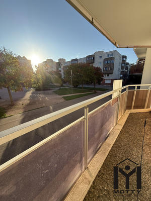 Appartement - 82 m² - 4 pièces