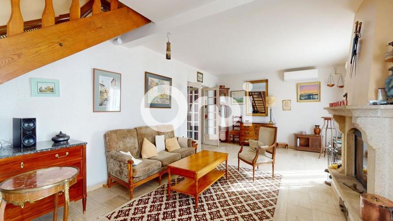 Maison - 200 m² - 7 pièces