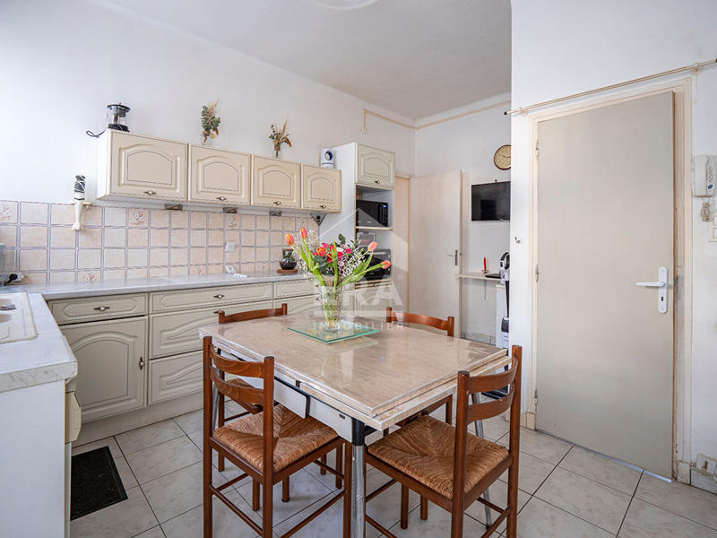 Maison - 170 m² - 8 pièces