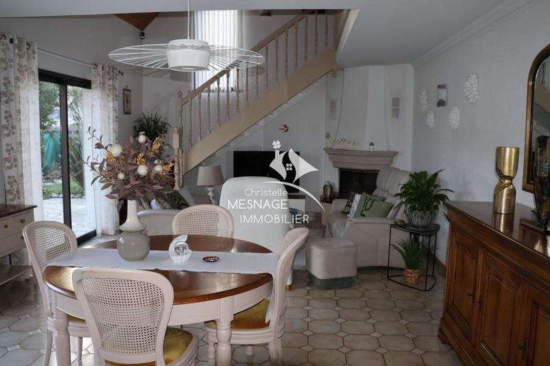 Maison traditionnelle - 150 m² - 7 pièces