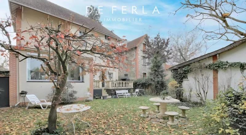 Hôtel particulier - 184 m² - 7 pièces