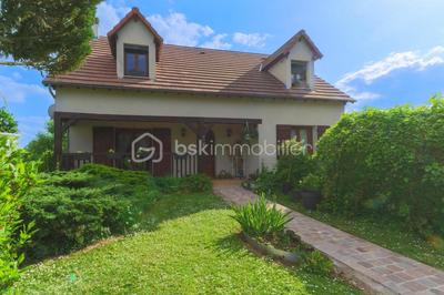 Pavillon - 196 m² - 8 pièces