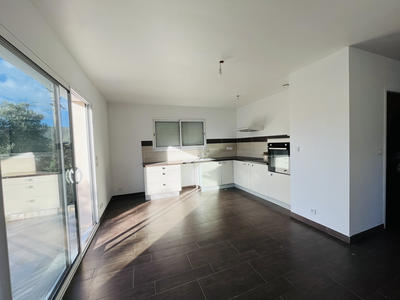 Maison - 160 m² - 8 pièces