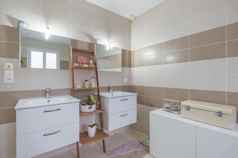 Maison - 146 m² - 5 pièces