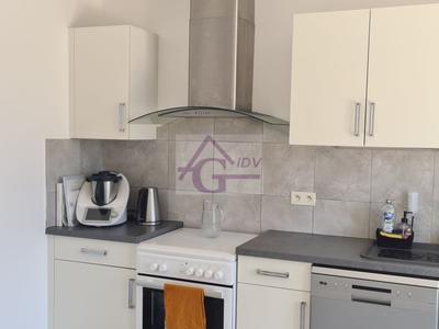 Maison - 93 m² - 4 pièces