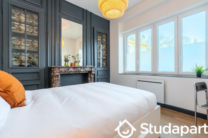 Chambre - 14 m² - 1 pièce