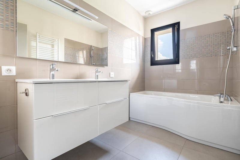 Maison - 190 m² - 7 pièces