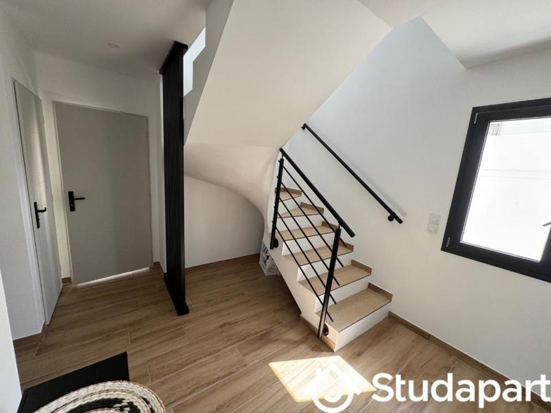 Chambre - 17 m² - 1 pièce