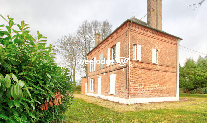 Maison - 232 m² - 12 pièces