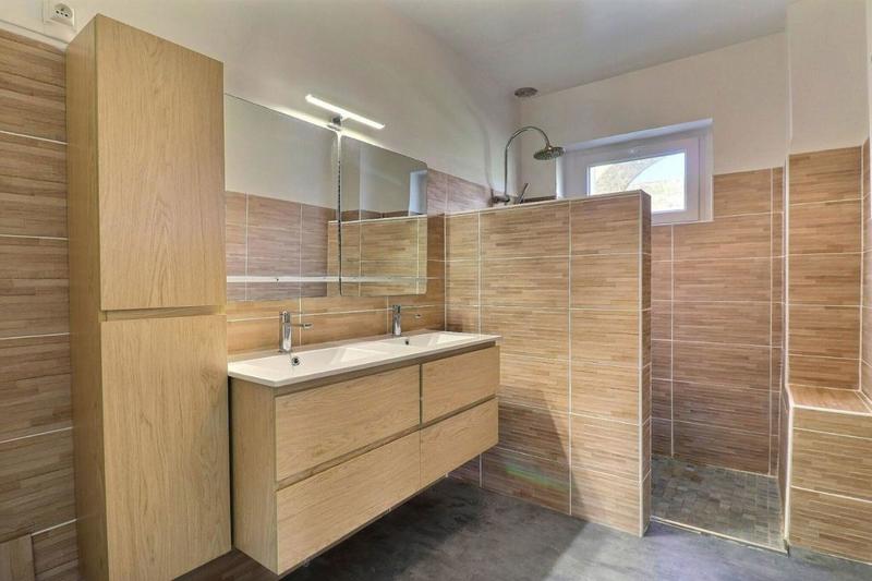 Maison - 178 m² - 10 pièces