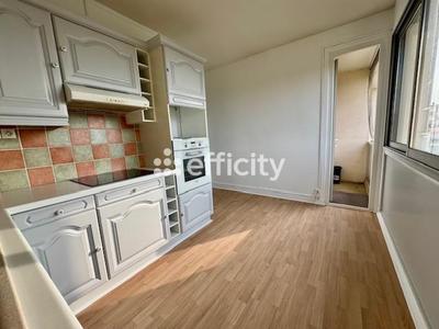 Appartement - 68 m² - 4 pièces
