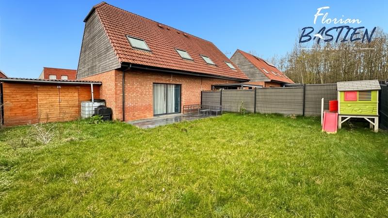 Maison - 87 m² - 5 pièces