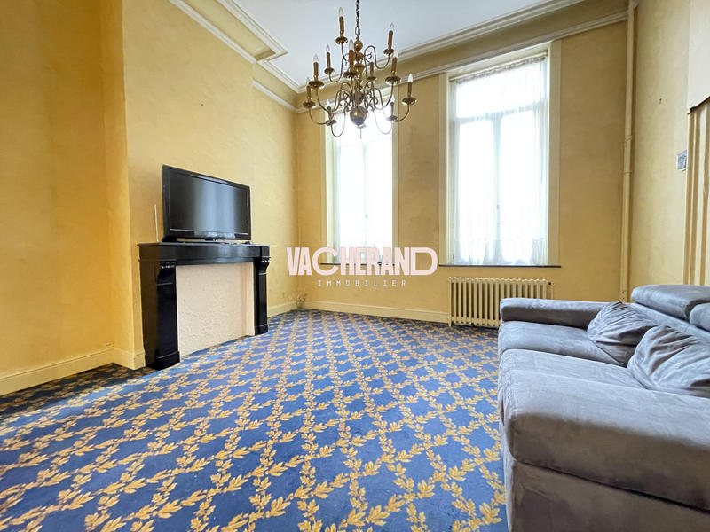 Maison - 140 m² - 7 pièces