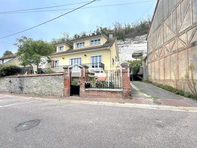 Maison - 113 m² - 5 pièces