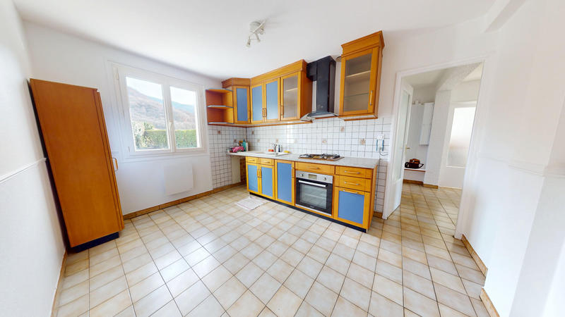 Maison - 105 m² - 5 pièces