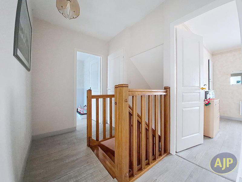 Maison - 135 m² - 5 pièces