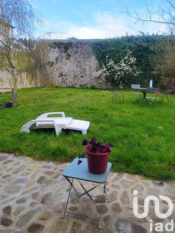 Maison - 177 m² - 9 pièces