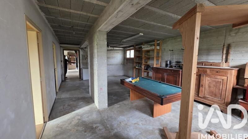 Maison - 150 m² - 8 pièces