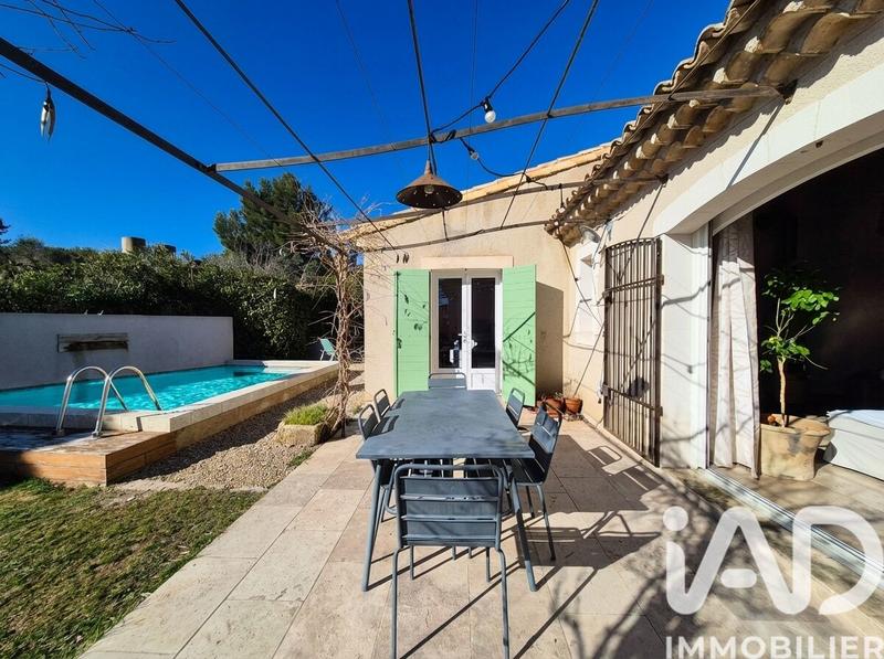 Maison - 230 m² - 8 pièces