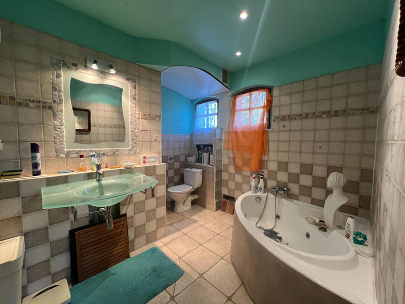 Maison - 190 m² - 7 pièces