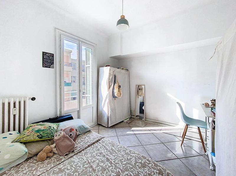 Appartement - 73 m² - 5 pièces