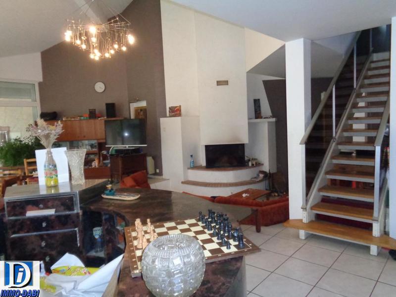 Villa - 183 m² - 6 pièces