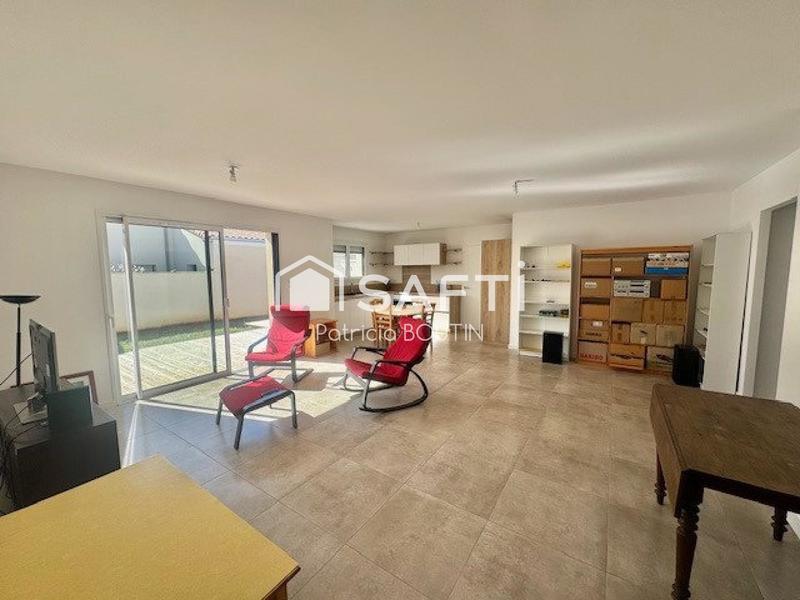 Maison - 94 m² - 4 pièces