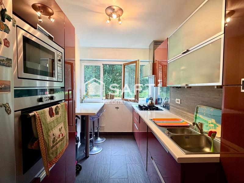 Appartement - 92 m² - 4 pièces