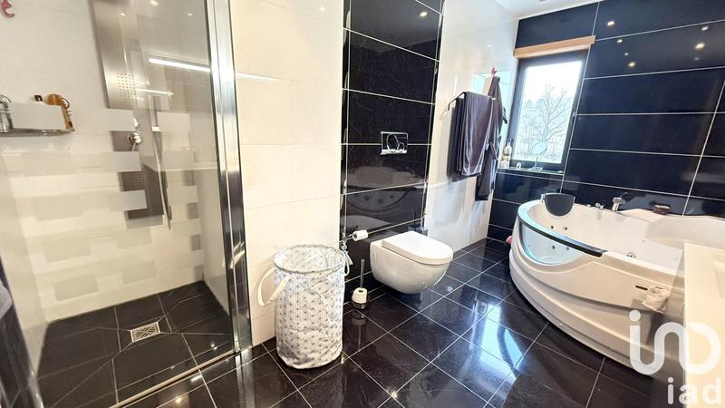 Maison de maîtres - 510 m² - 15 pièces