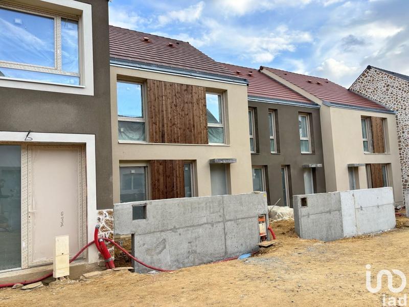 Maison - 92 m² - 4 pièces