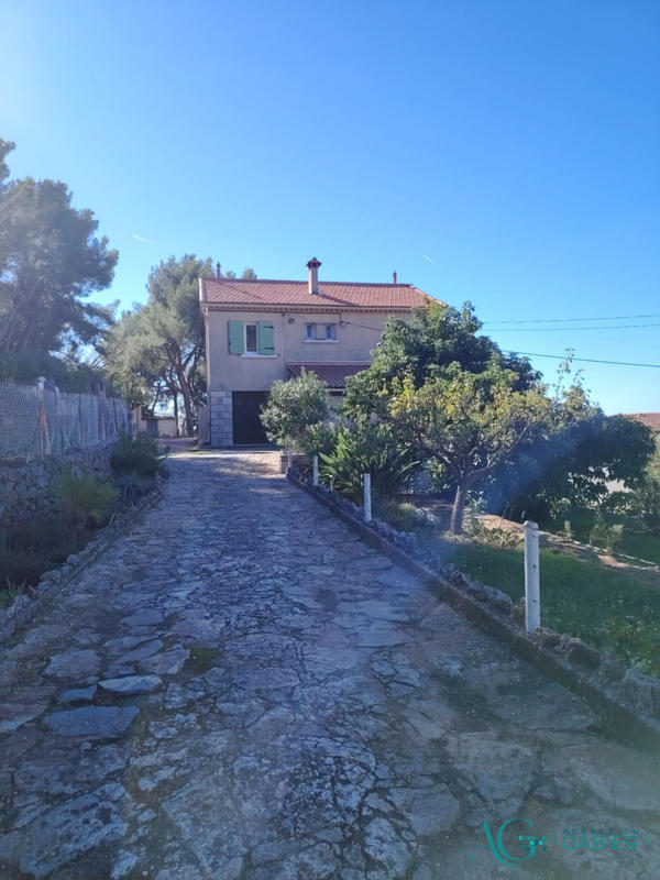 Maison - 164 m² - 7 pièces