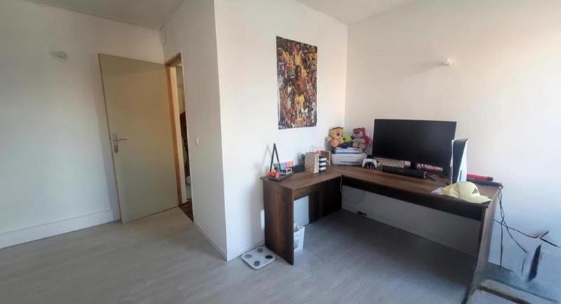 Maison - 98 m² - 1 pièce