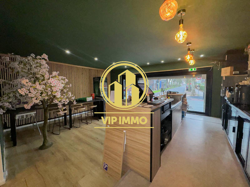 Local commercial - 152 m²