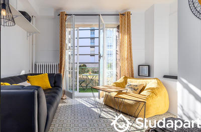 Chambre - 13 m² - 1 pièce